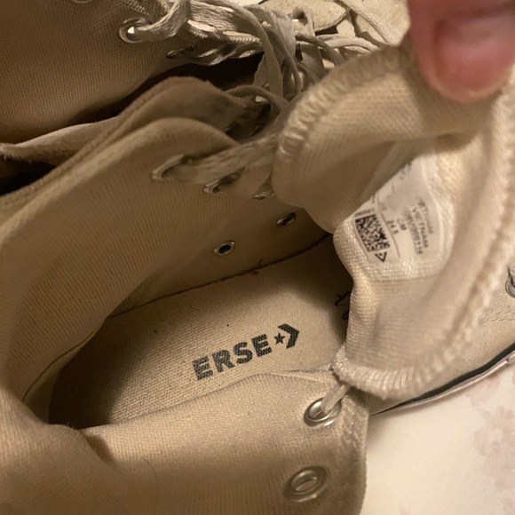 Size 7.5 converse platform high tops - Picture 4 of 4